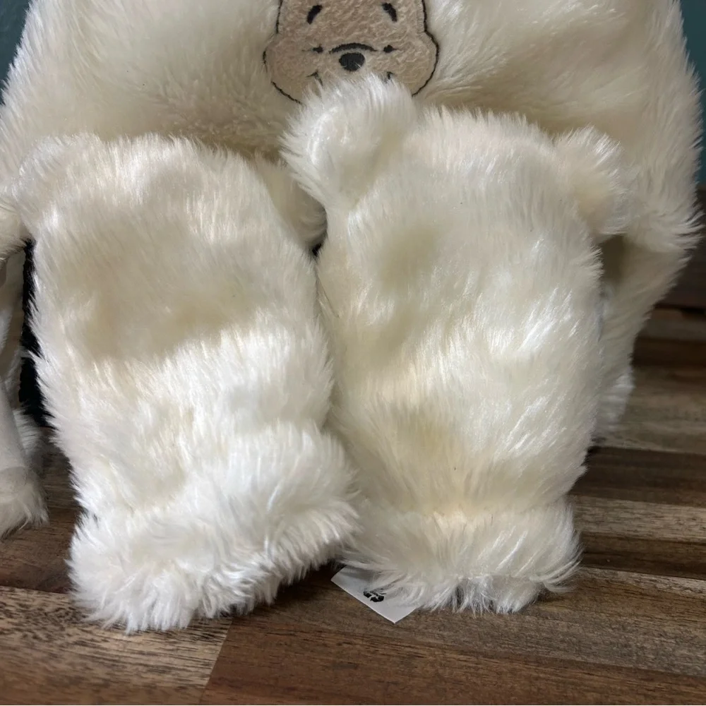 Disney Winnie the Pooh Fuzzy Winter Hat & Gloves Set 12-18 Months Authentic